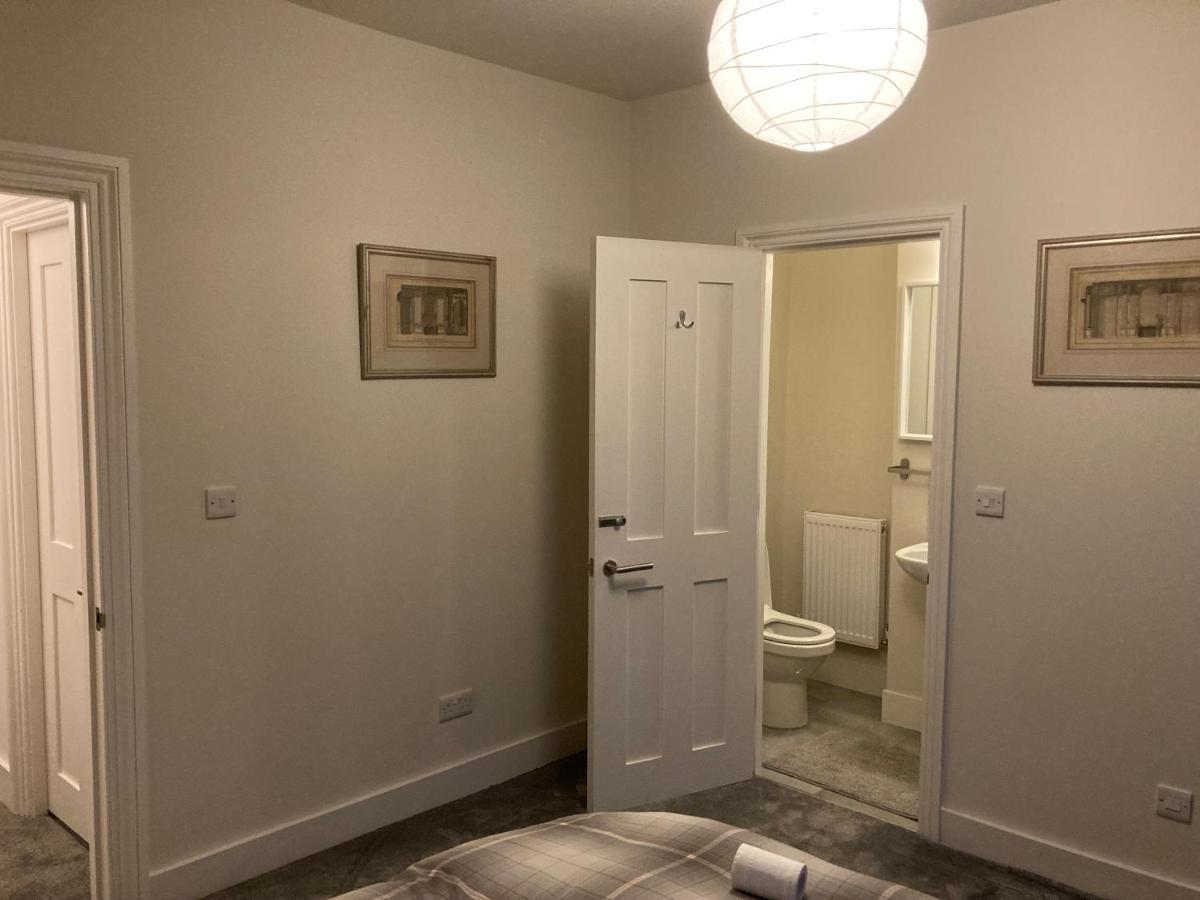 Beautiful 1-Bed Studio In Londen Buitenkant foto